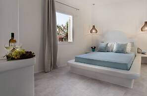 Manios Suites