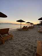 Manios Suites
