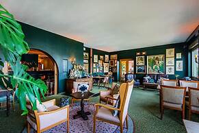 Diehls Hotel