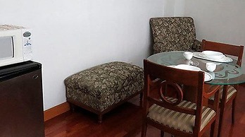 Condesa Suites