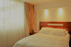 Condesa Suites
