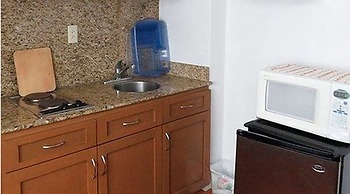 Condesa Suites