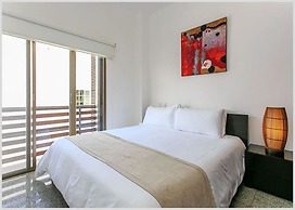 Infinito 21 PH & Jacuzzi by Tripintravel