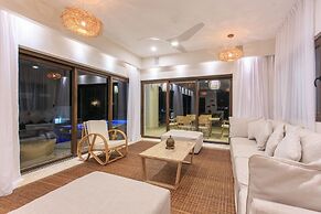 Oceanfront Exclusive Home