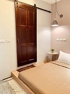 OYAJI Guesthouse