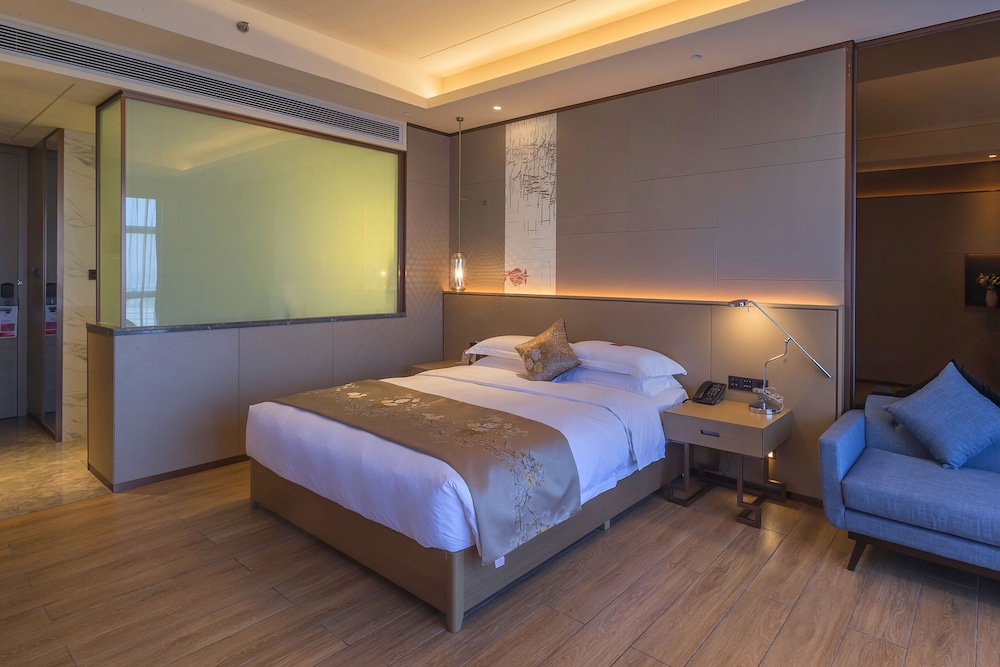 Ramada Plaza by Wyndham Changsha Wangcheng