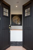 Fox on the Run - Motel Kilmore