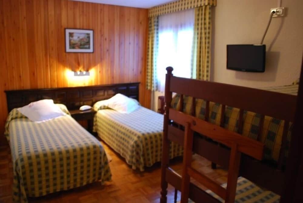 Hotel Adsera