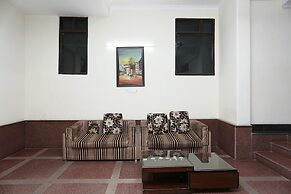 OYO 15822 Ryan Residency