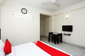 OYO 15822 Ryan Residency