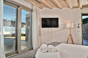 Bluewave Villa