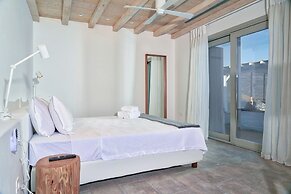 Bluewave Villa
