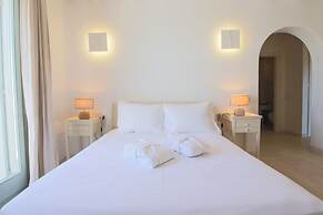 Bluewave Villa