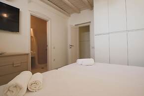 Bluewave Villa