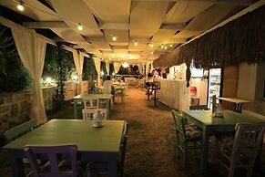 Fullmoon Rooms