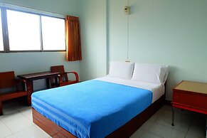 Thairungruang Backpackers Suratthani