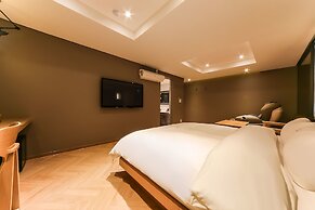 Cherish Hotel