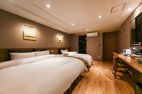 Cherish Hotel