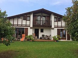 Maison Ascain