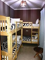 Savannah House - Hostel