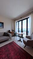 8 Rooms Hotel
