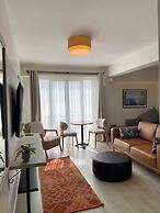 8 Rooms Hotel