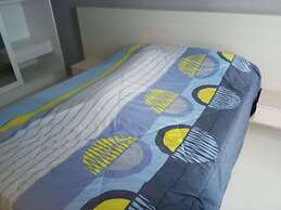 Acqua Condominium