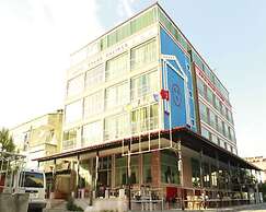 Grand Calypso Hotel
