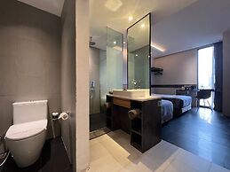 Erian Hotel