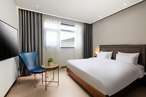 N Bridge Hotel