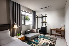 N Bridge Hotel