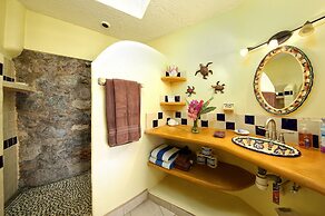 Caracol Estates
