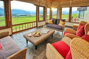 Cabot Lodge