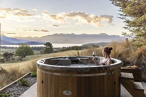 Cabot Lodge