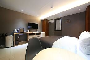Hotel K