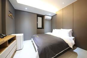 Hotel K