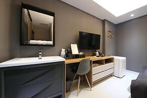 Hotel K