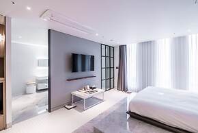 Patio7 Hotel