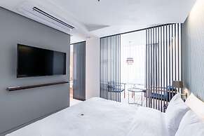 Patio7 Hotel