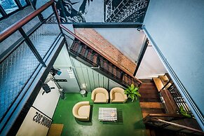 Zeds Hostel Bangkok