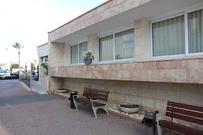 Acco Beach Hotel