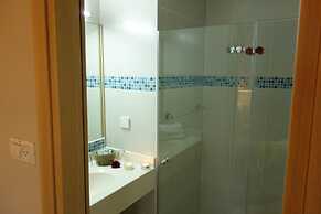 Acco Beach Hotel