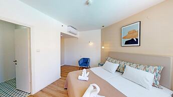 Acco Beach Hotel