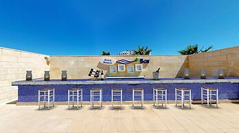 Acco Beach Hotel