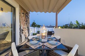 Chezmoihomes Plaza Nueva Penthouse