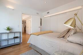 Chezmoihomes Plaza Nueva Penthouse