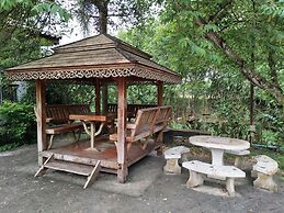 Phetsangsom Resort