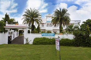 Narayan Niwas Resort