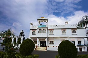 Narayan Niwas Resort