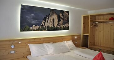 Fedaia Joy B&B